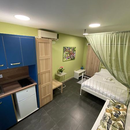 Nirvana'S Compact Studio Apartment Thessaloniki Exterior photo